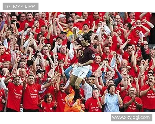 足球明星体重突破100公斤的背后故事与职业生涯的影响分析