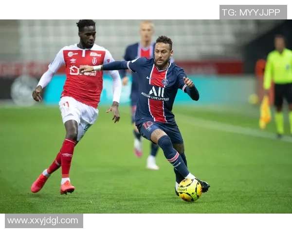 图尔与普瑞兰斯的激烈对决揭示足球战术与团队合作的完美结合